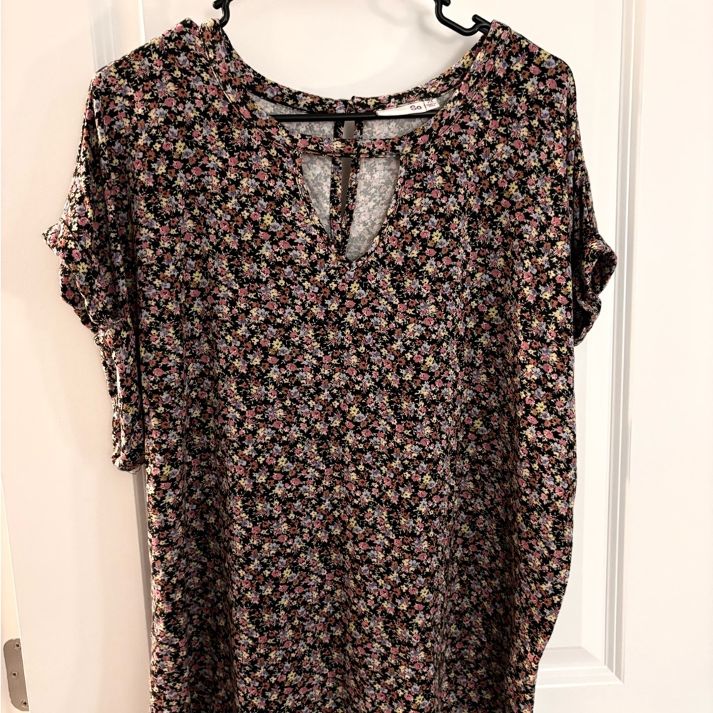 Floral Plus Women's Top